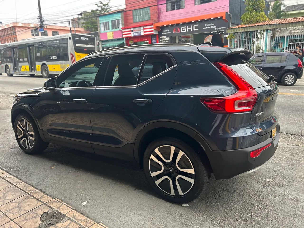Volvo XC40 XC 40 T-5 Híbrido Momentum 1.5 262cv 2021 - Foto 5