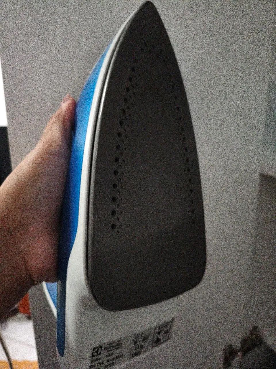 Ferro de passar roupas - Foto 2