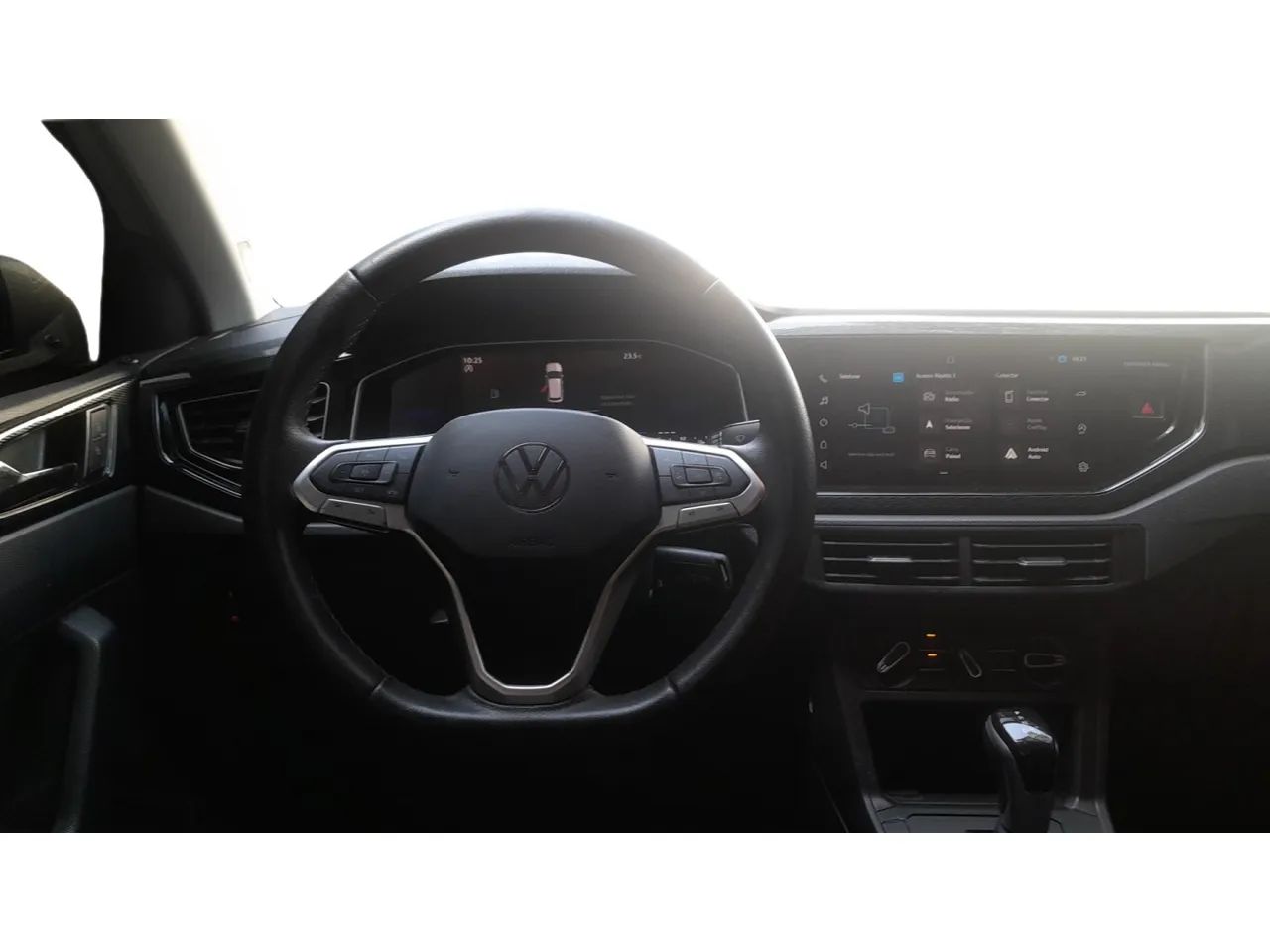 Volkswagen Virtus TSI 1.0 Flex 12V 4p Aut., foto 11 de 16