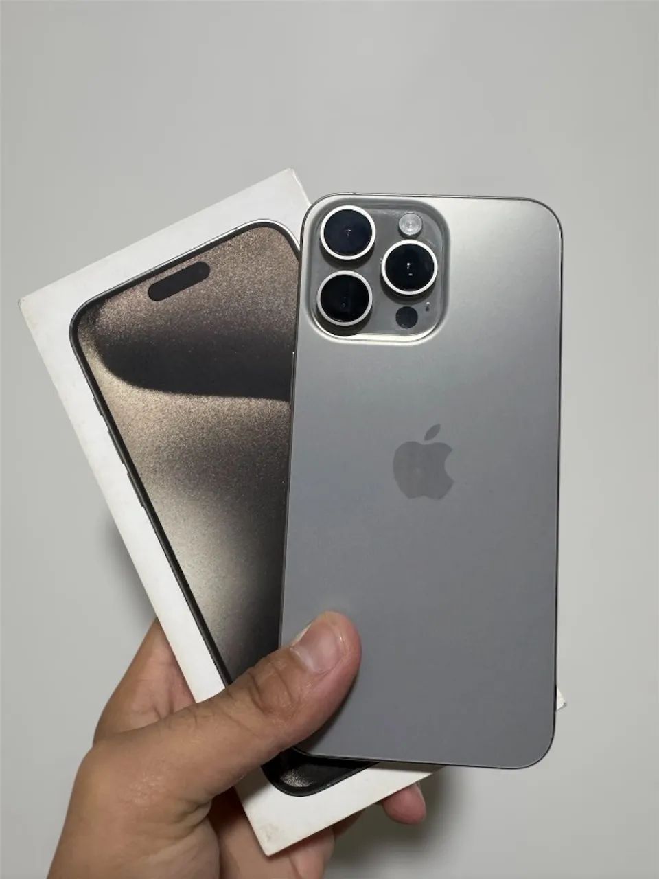 iPhone 15 Pro Max | Natural Titanium | 256GB - Celulares e