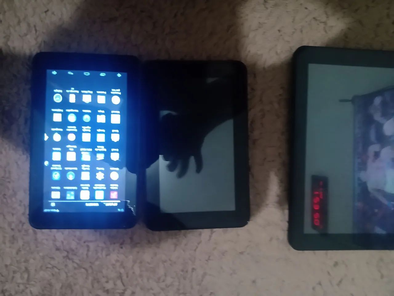4/ tablets Multilaser ( M7 s) Multilaser ( Diamond) e M grande só o m7s está funcionando m - Foto 4