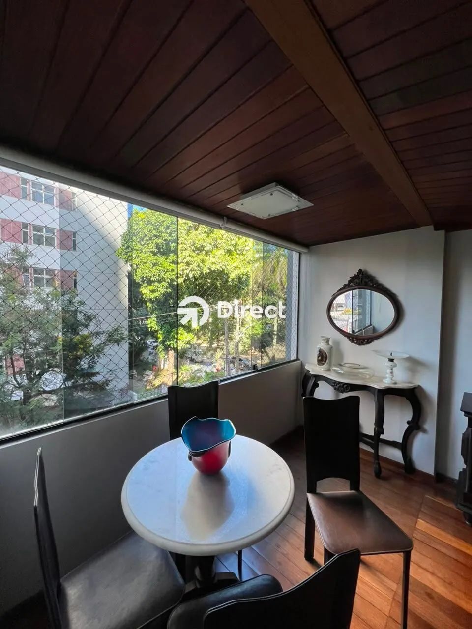Apartamento com 4 dormitórios e varanda na Jaqueira - Foto 2