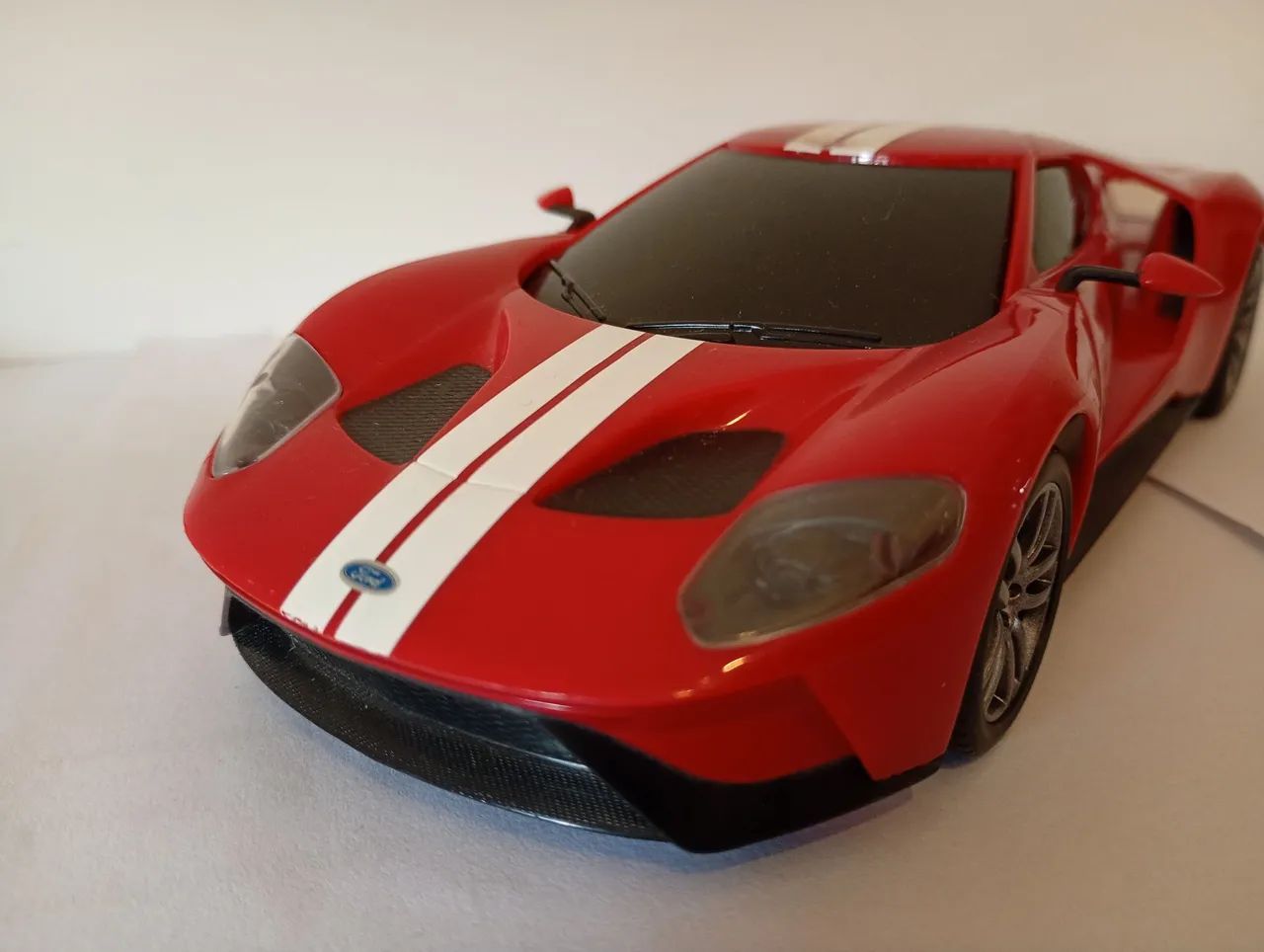Maisto - Miniatura Ford GT  - Foto 2