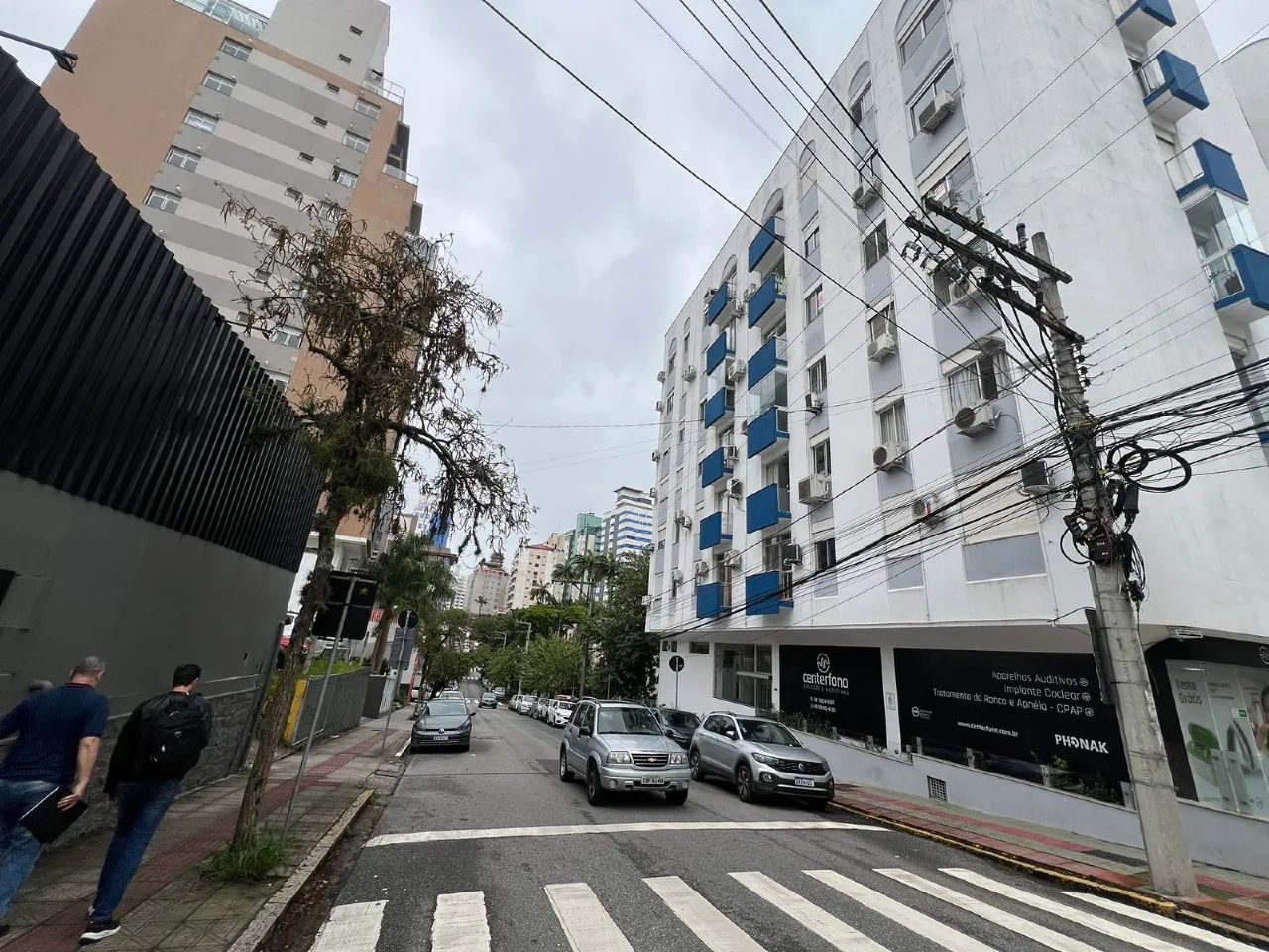 Apartamento à venda, no Bairro Centro, Florianópolis-SC, com 3 quartos, sendo 1 suíte, com - Foto 2