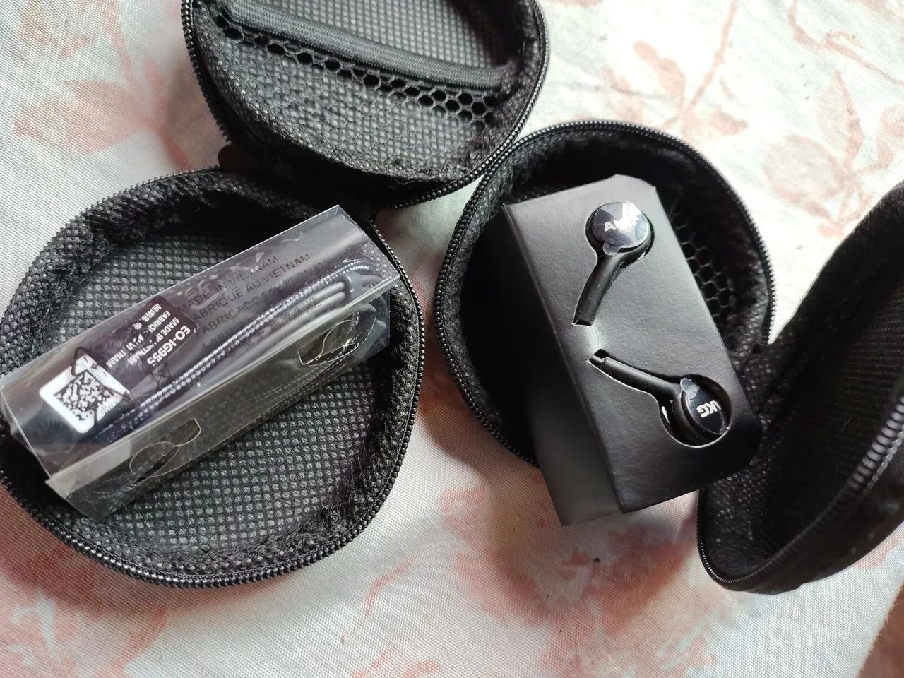 Fone de ouvido (primeira linha) AKG. - Foto 3