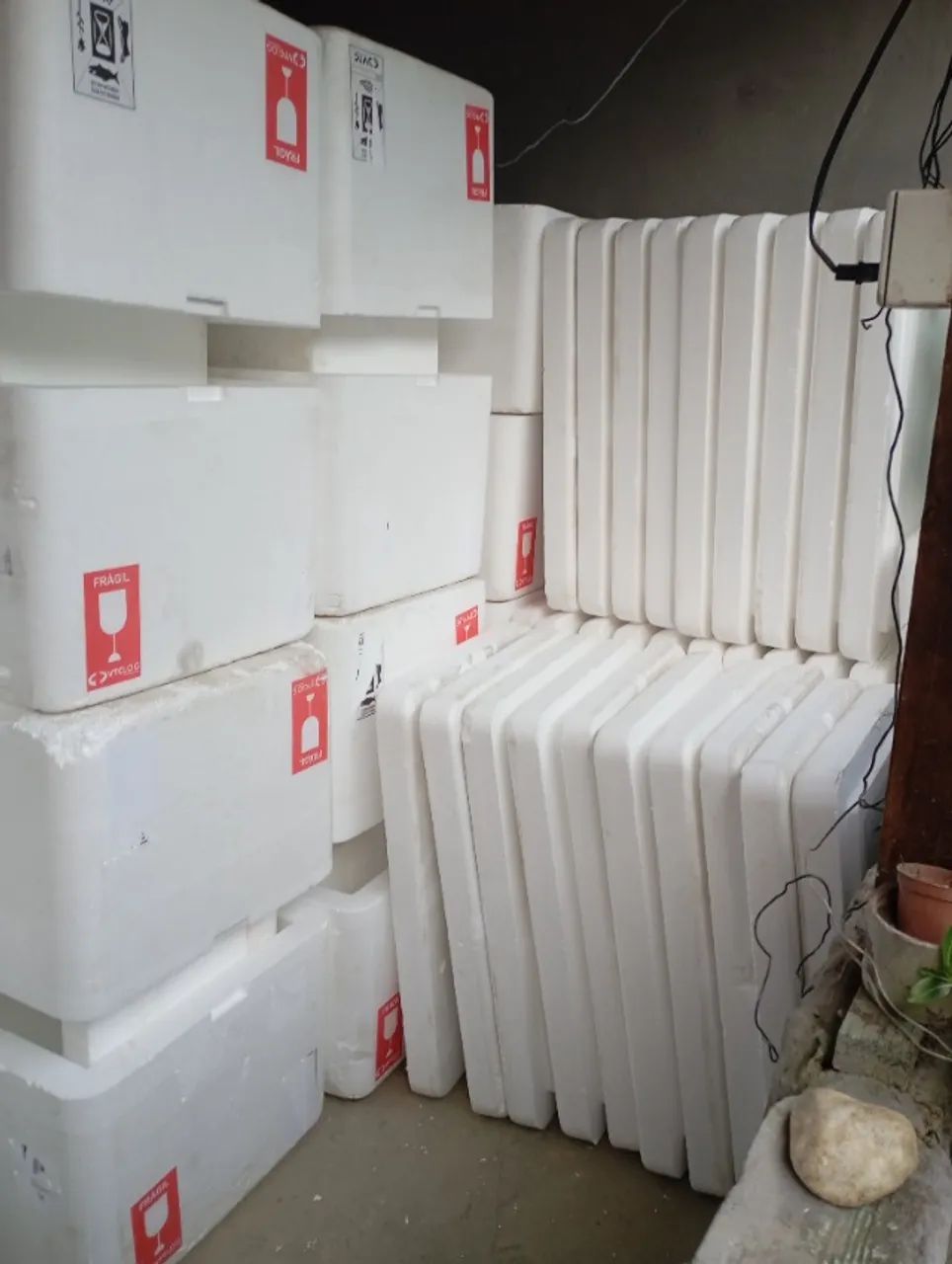 Caixas de isopor grandes 120 Litros