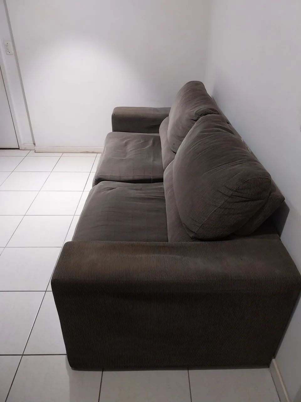 SOFÁ RETRÁTIL E RECILNÁVEL DE 2,40 metros  - Foto 4