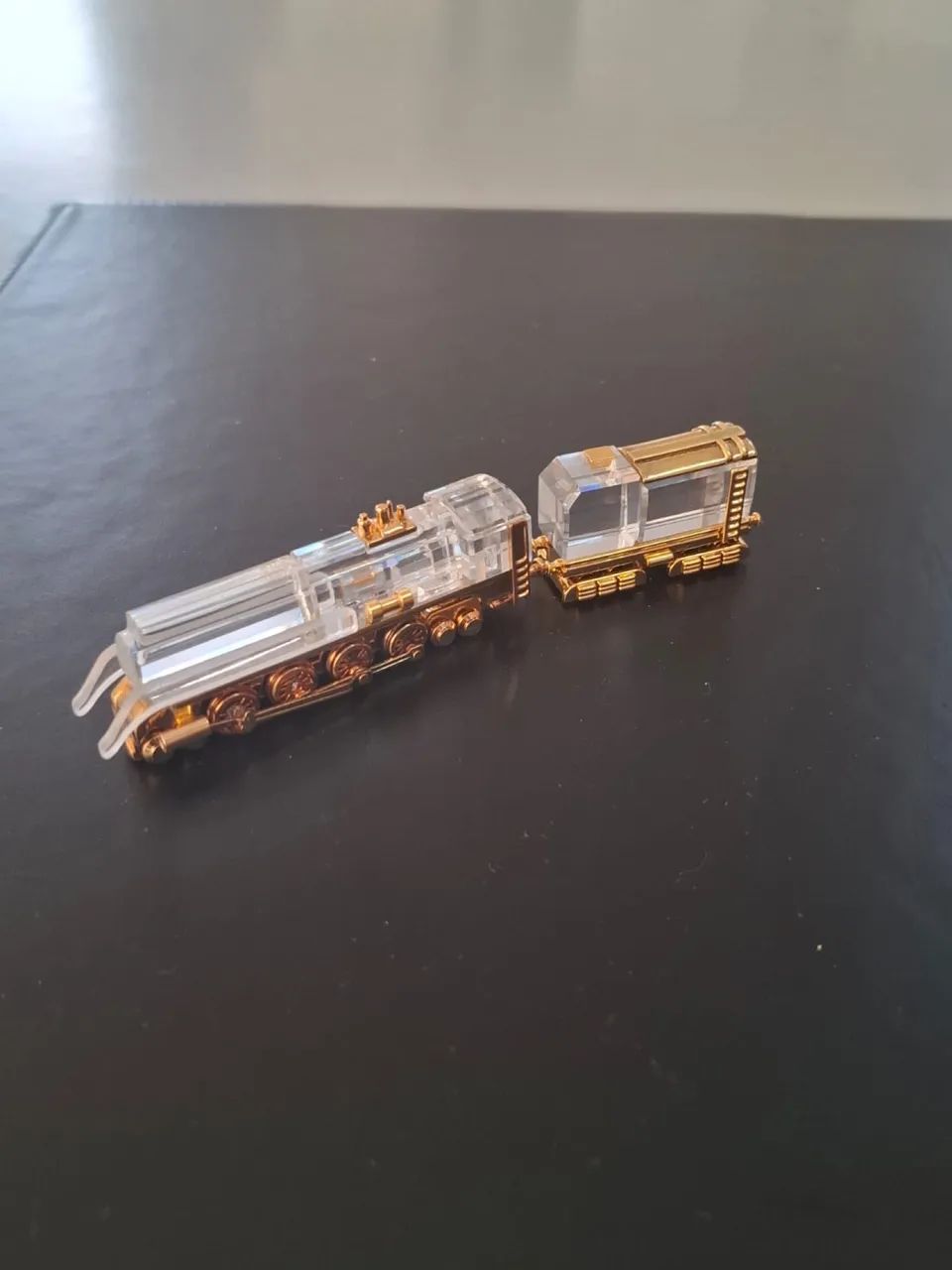 Locomotiva em cristal swarovski 