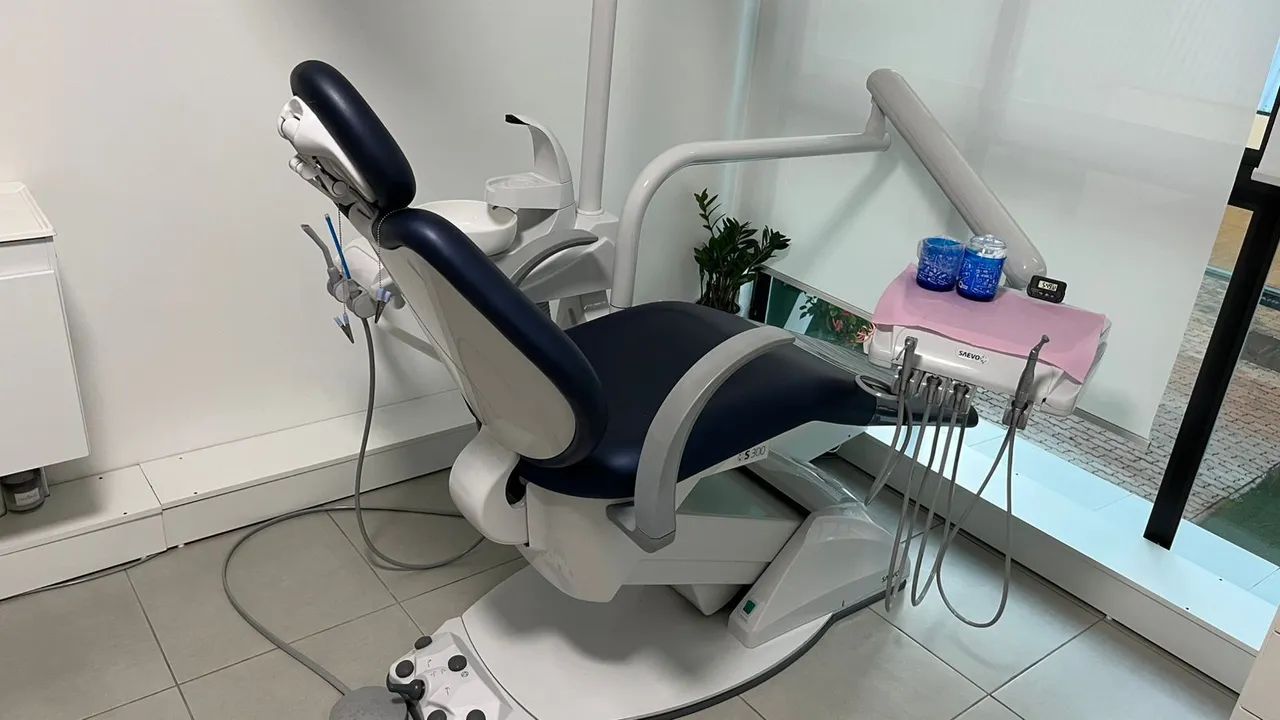 Cadeira Odontológica Impecável Saevo S300 Azul Marinho 