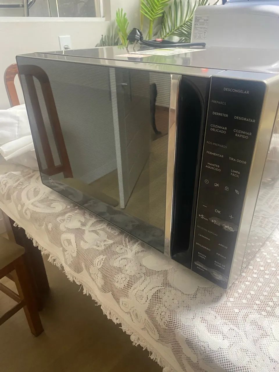 Microondas novinho 36l Electrolux  - Foto 4
