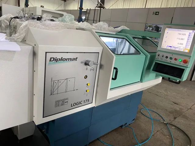 Torno CNC NARDINI LOGIC 175