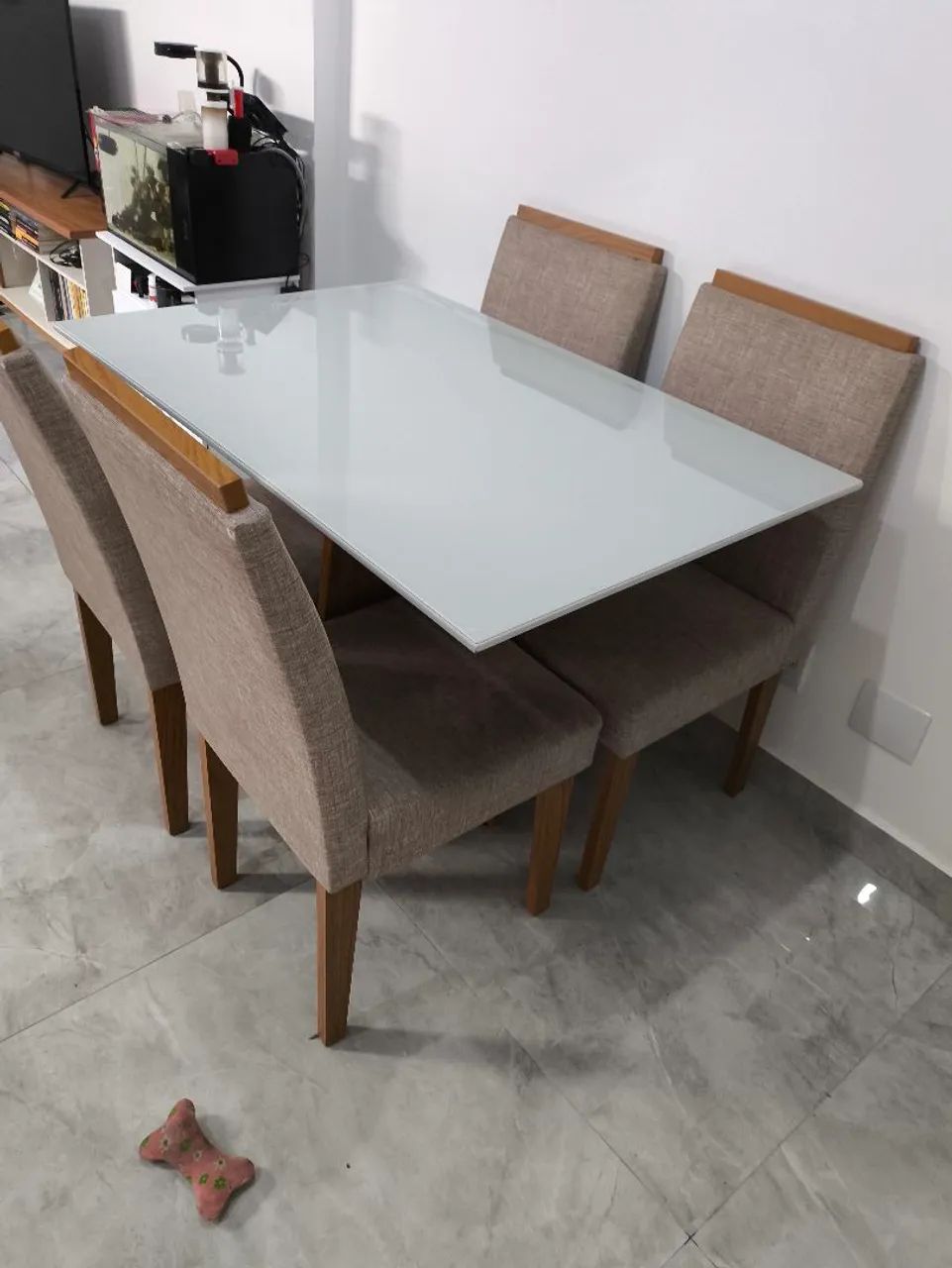 Mesa com 4 cadeiras 120*80cm com tampo de vidro branco - Foto 2