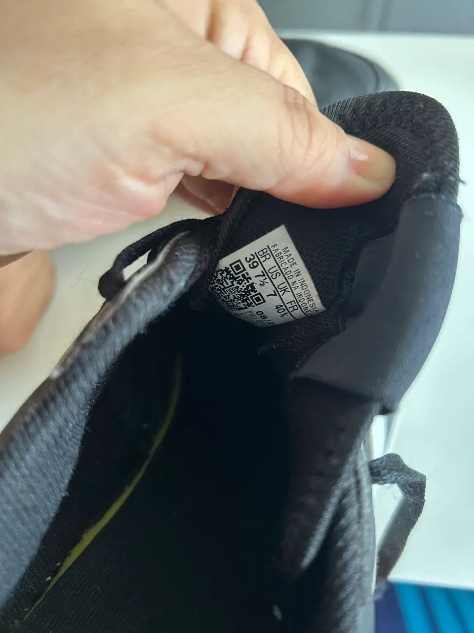 Tênis Adidas Breaknet preto com listras brancas - Foto 5