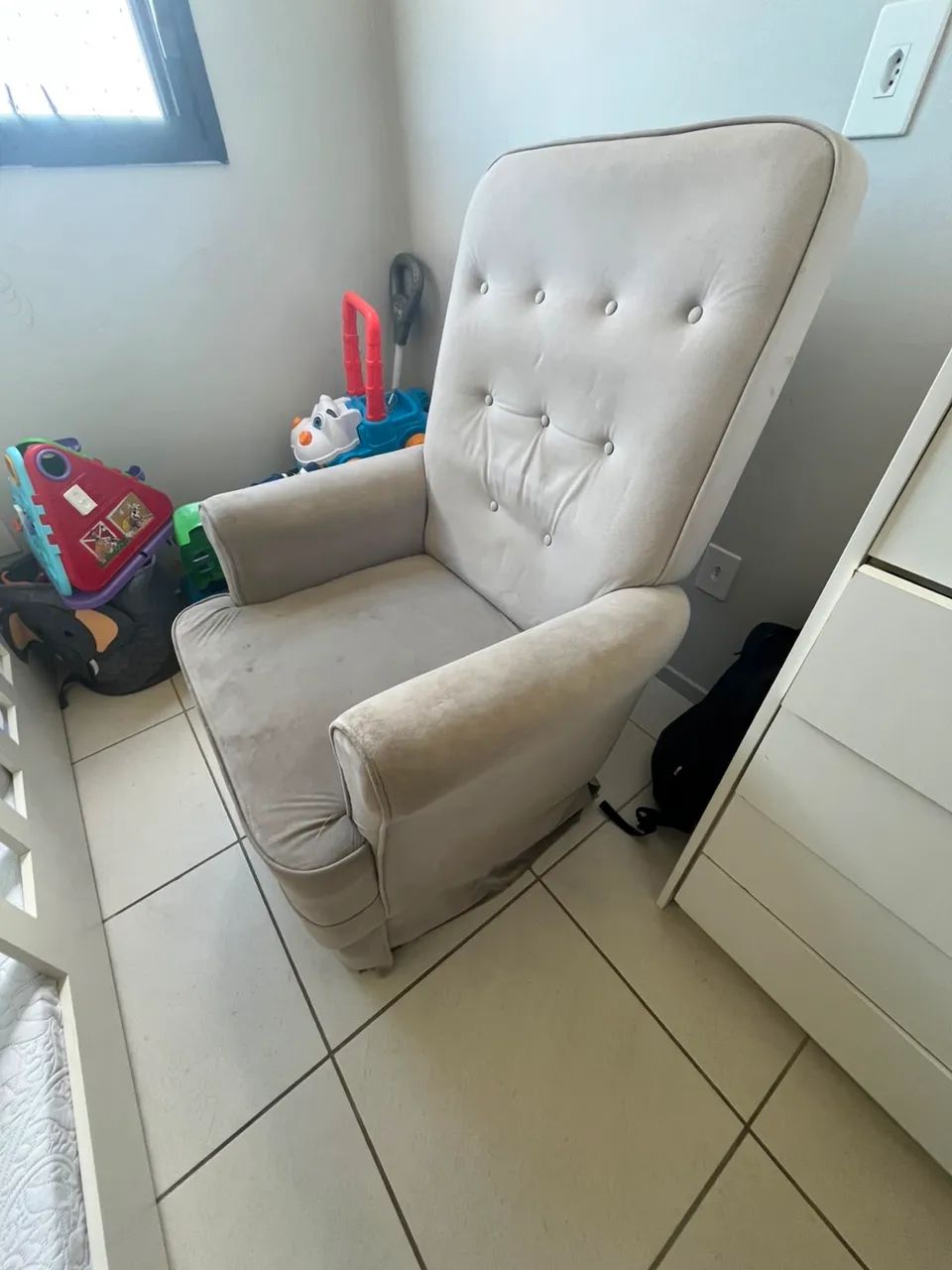 Cadeira de amamentação com balanço  - Foto 4