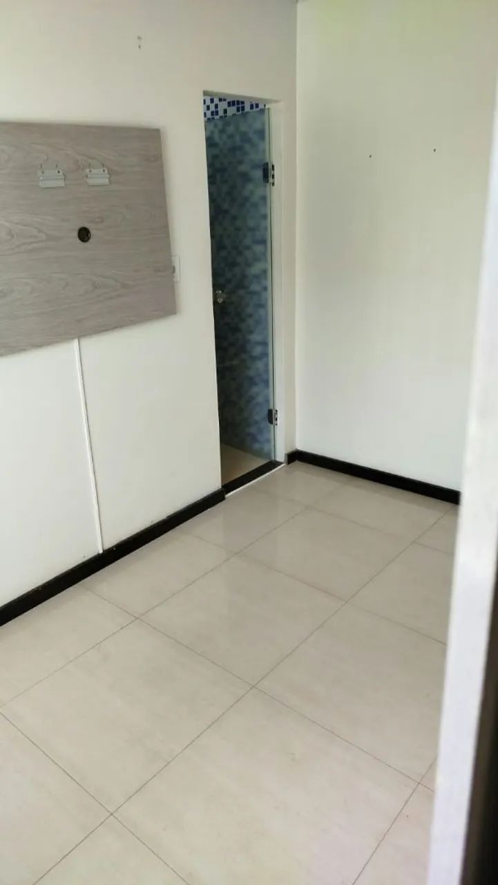 Alugo quarto com banheiro  - Foto 2