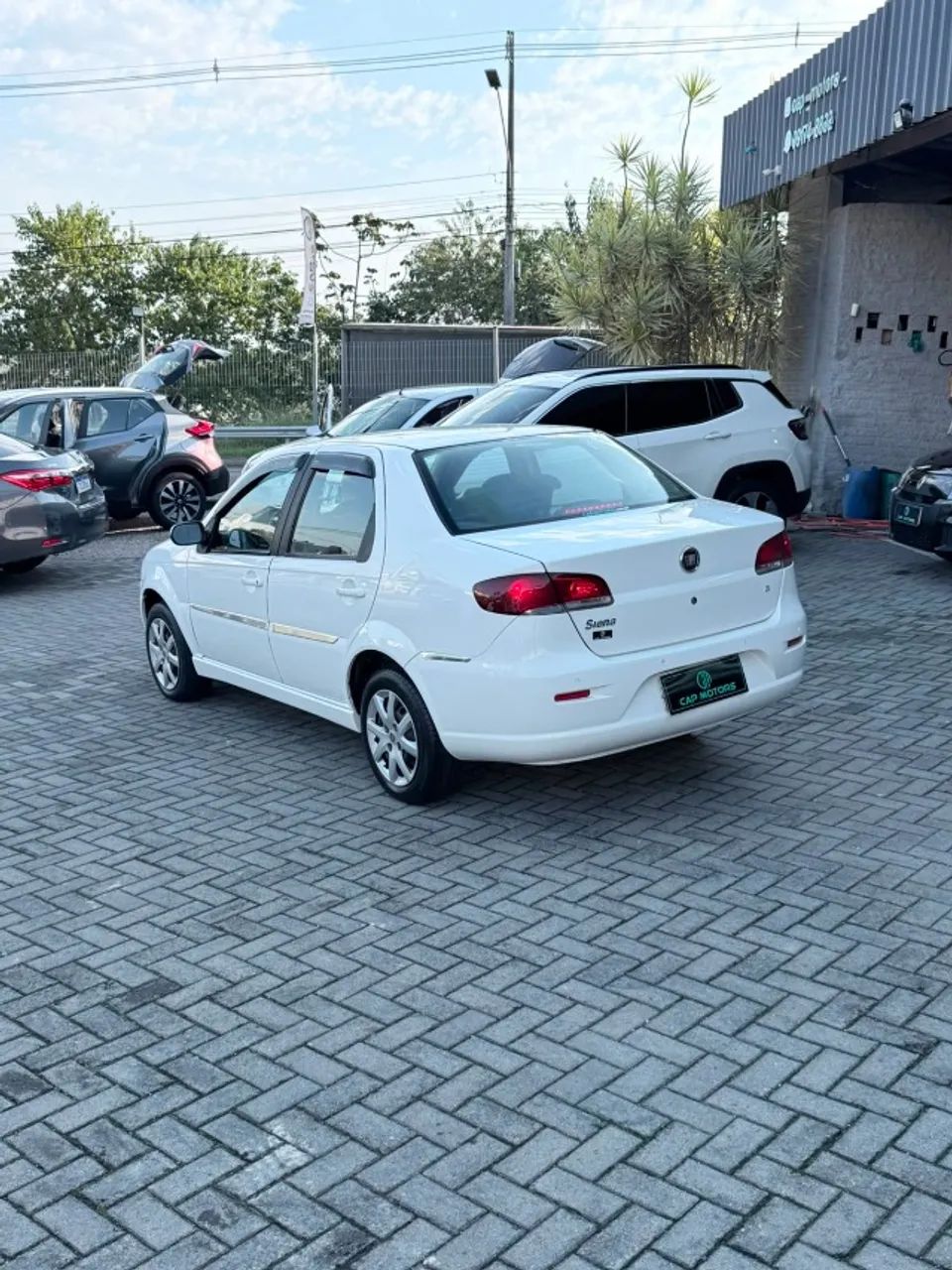 Fiat Siena EL 1.0 MPI Fire Flex 8V 4P 2010 - Foto 3