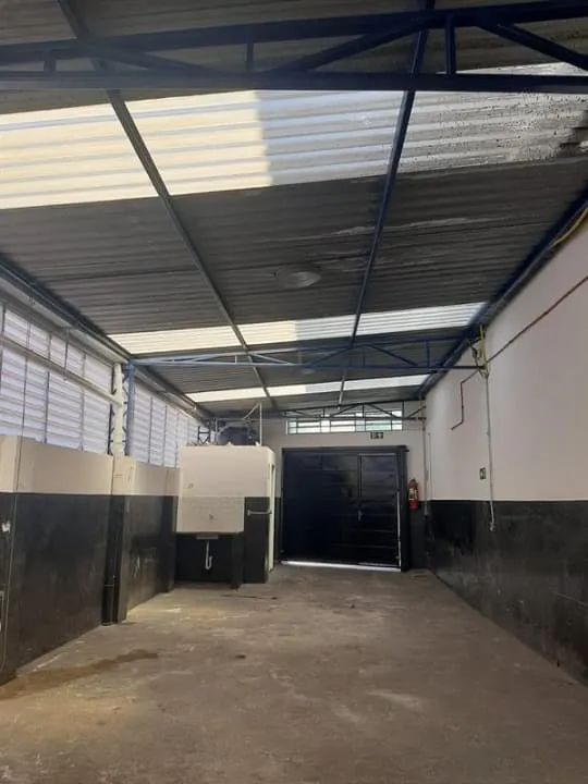 Galpão na Rua Faval, 30  130 m² - Foto 4