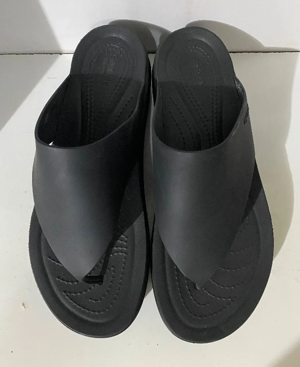 Crocs Preta Tamanho 38 | Pouco Usada - Foto 2