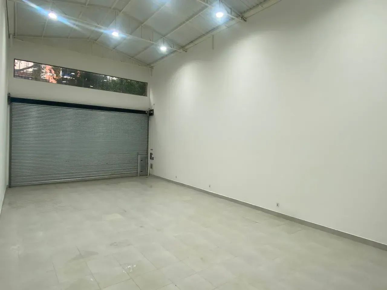 GALPÃO COM 300 M2 PRONTO PARA UTILIZAR NO CORAÇÃO DO TATUAPÉ - Foto 2