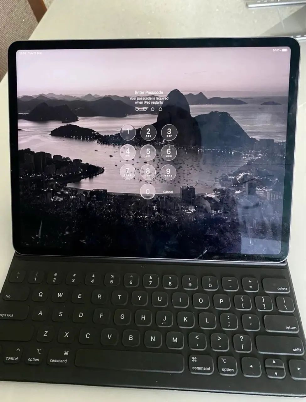 iPad Pro M1 12.9 ,256GB + Magic Keyboard + Apple Pencil (Tudo