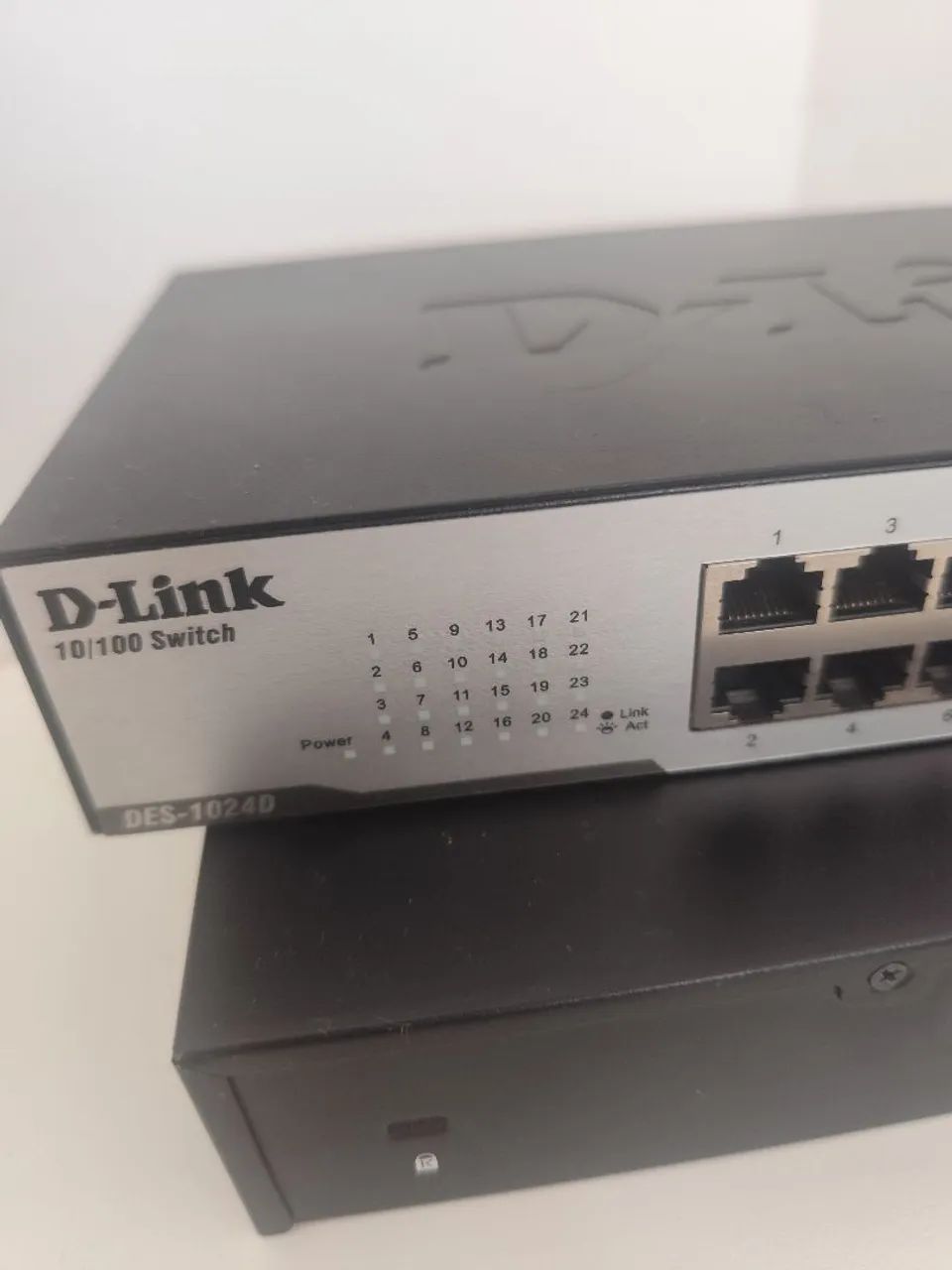 Switches D-Link DES-1024D - 24 Portas 10/100 - Funcionando (Kit com 2 unidades) - Foto 3