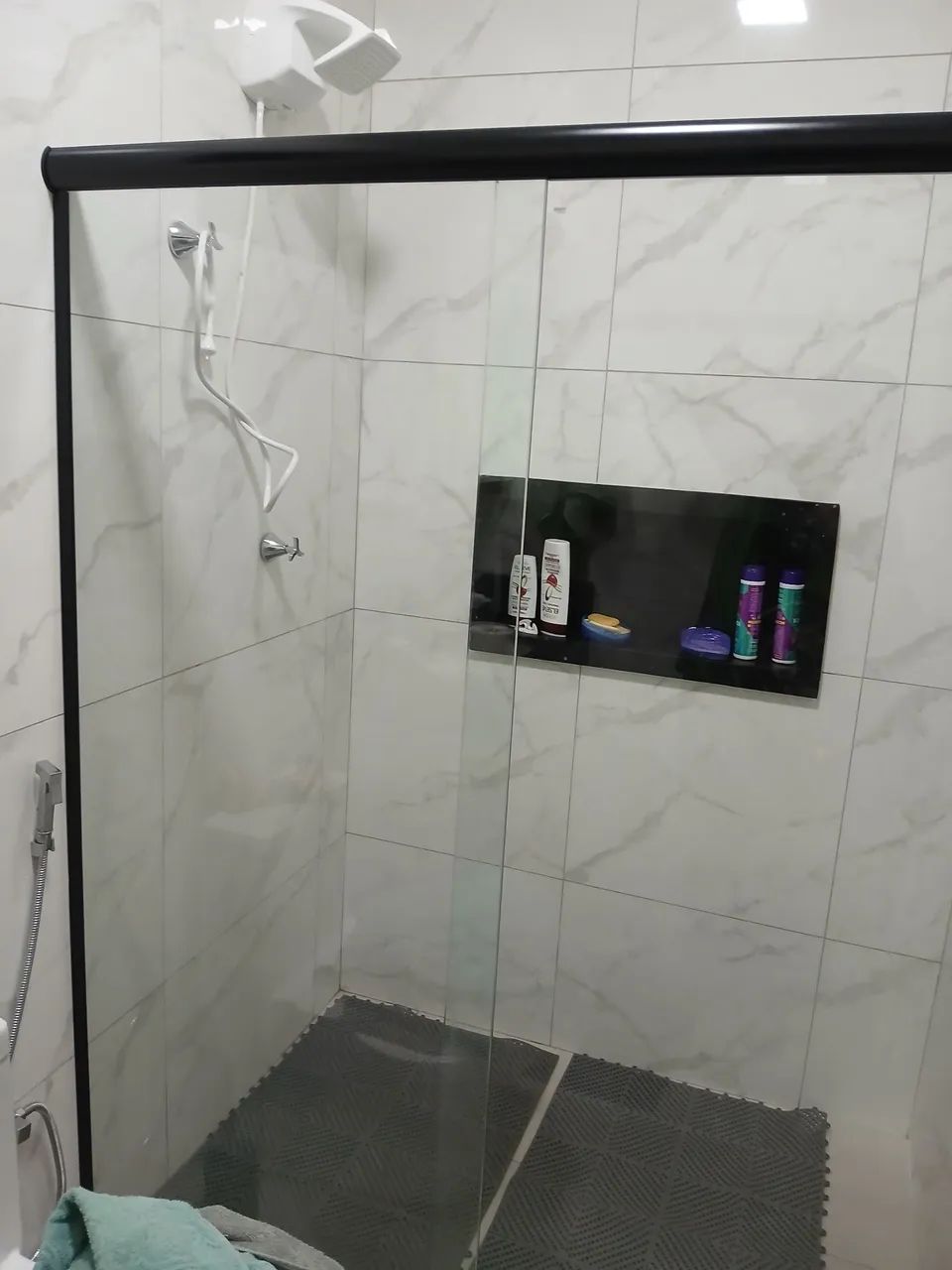 vendo esse box semi novo tenho 2 unidades medido 140 cada um box  - Foto 3