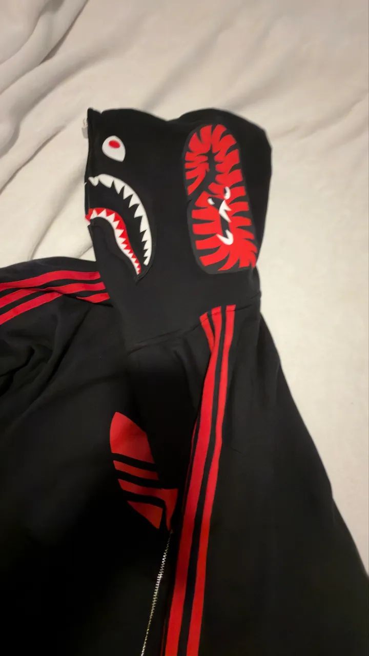 Bape x adidas collab tamanho 2xl - Foto 2