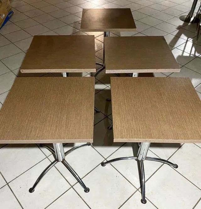 Mesa Tampo de Formica