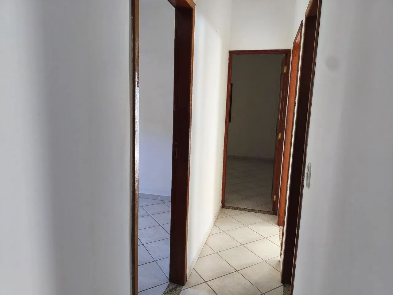 Casa 2Q térrea garagem coberta Av. serra dourada  - Foto 3