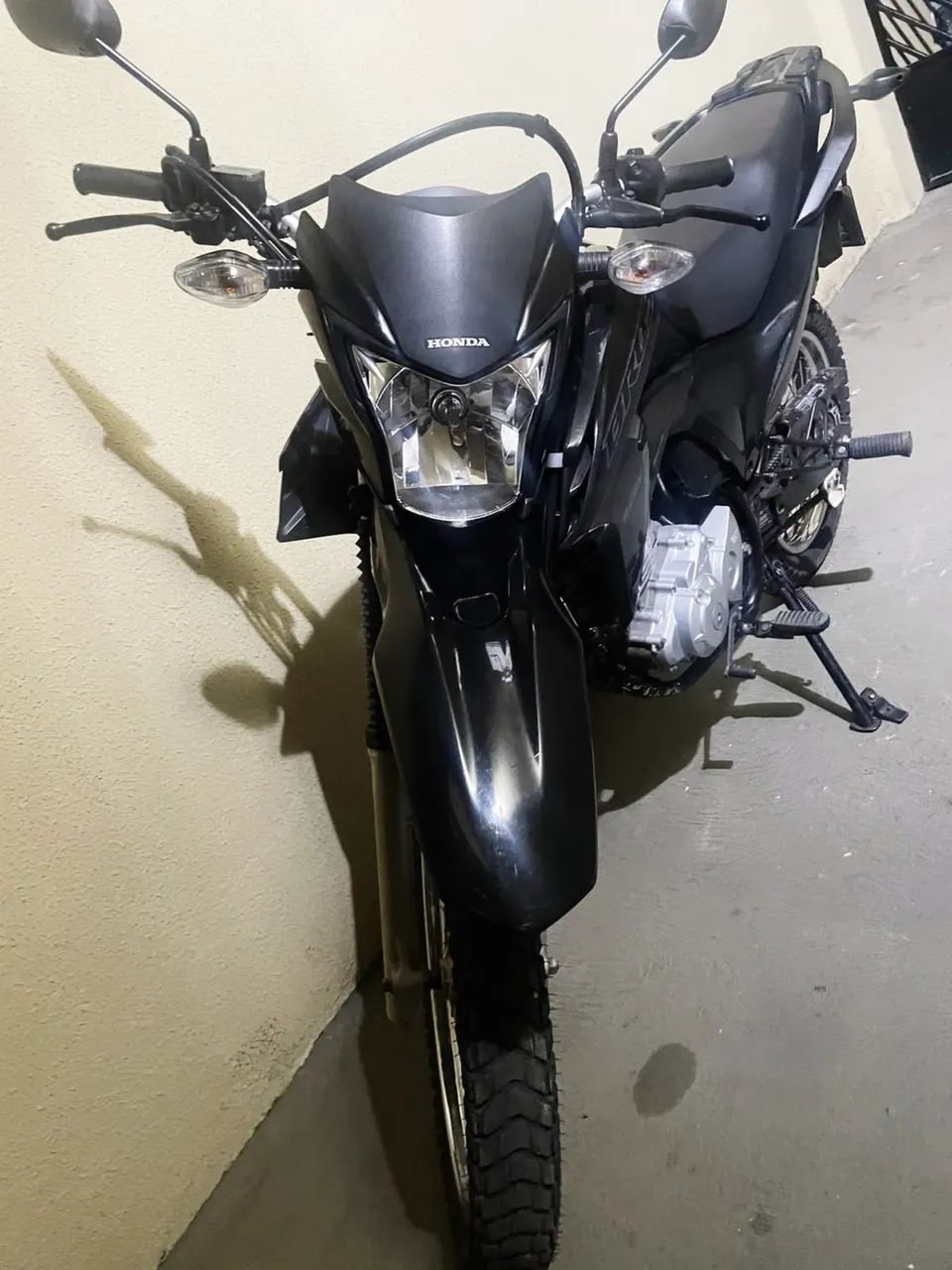 Bros 2024 com 15,600 km  - Foto 4