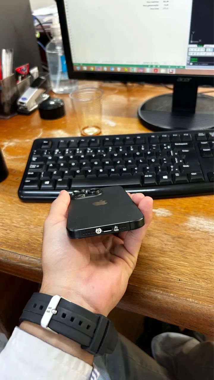 iPhone 15 Pro 128GB - Foto 4