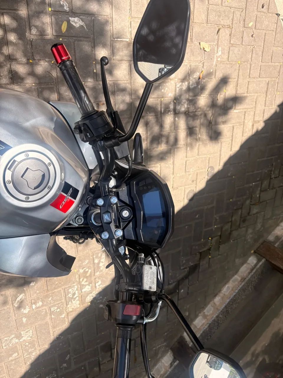 CB 250  - Foto 2