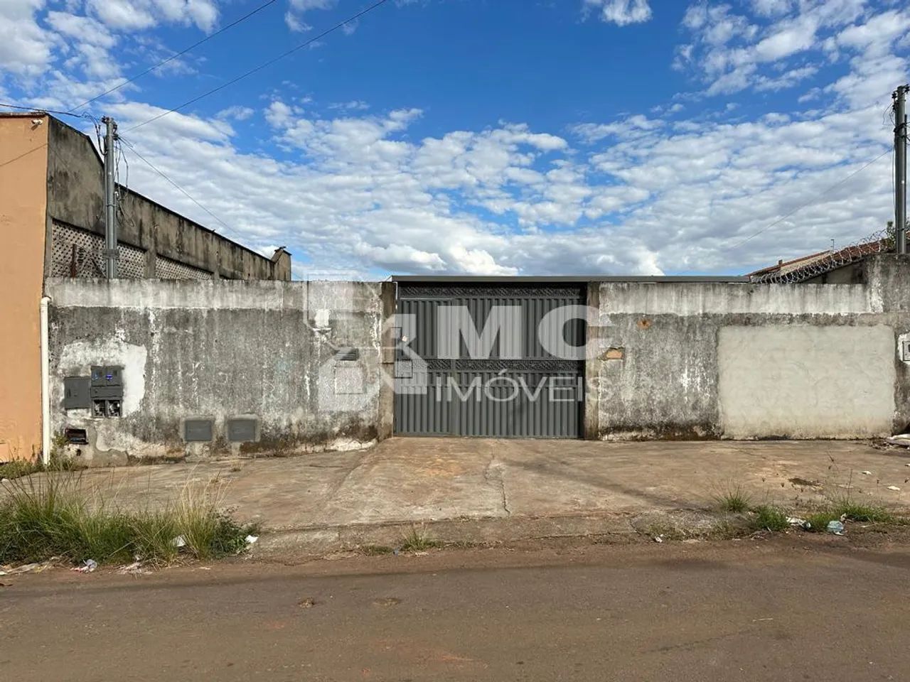Terreno com 3 KITNETS na Região da UFG - Foto 2