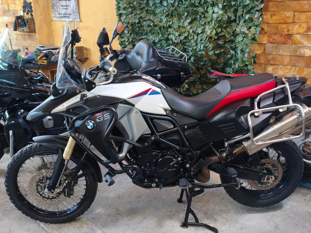 F 800 ADV 2015 