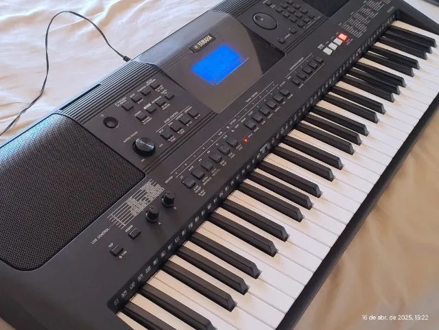 Teclado Yamaha PSR-E453 (Estado de Zero)