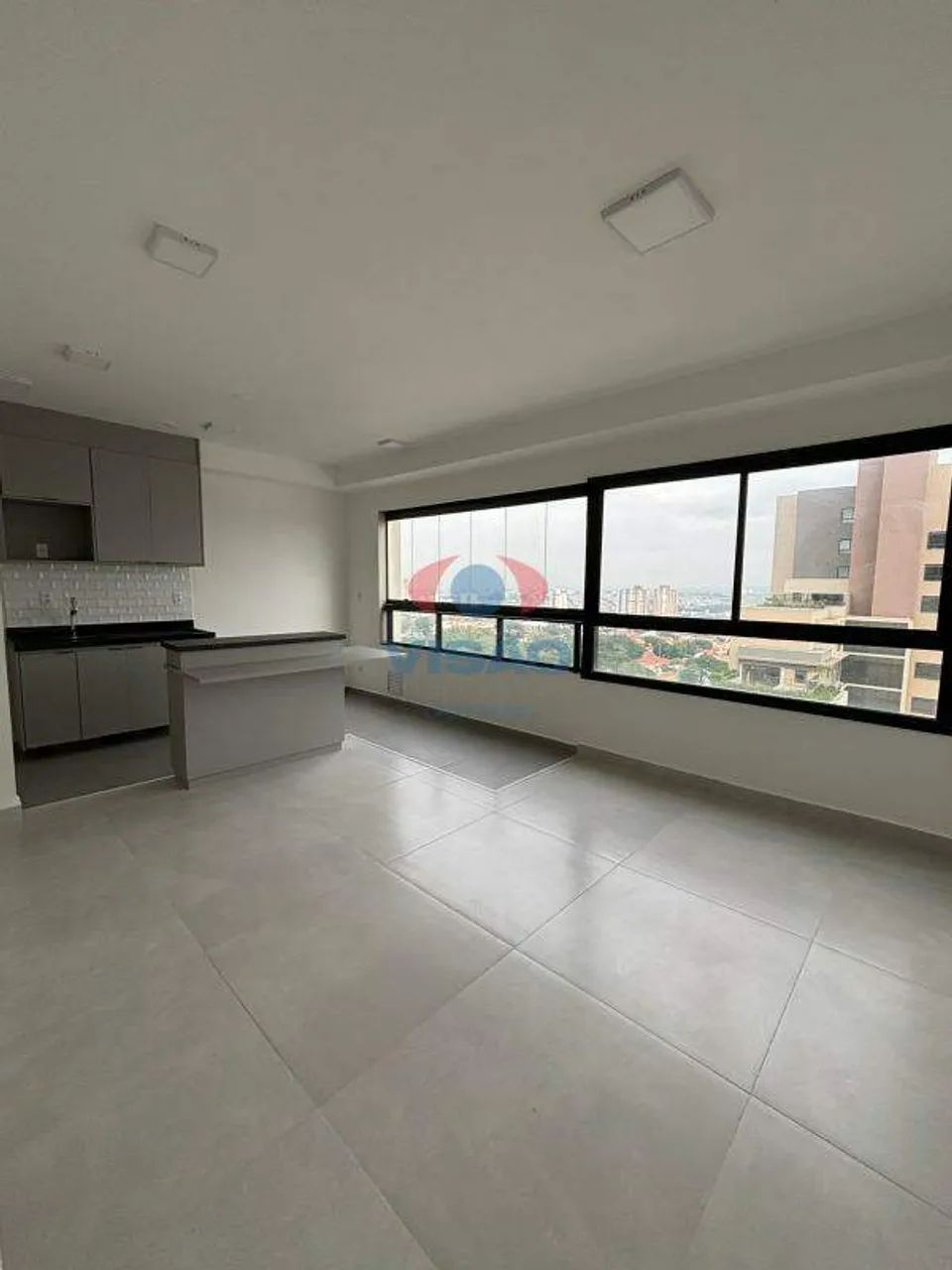 Duplex Sofisticado com 2 Suítes em Localização Privilegiada - Foto 3