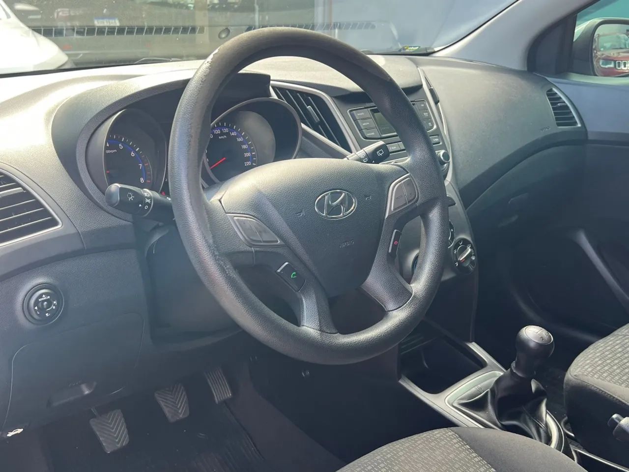 Hyundai HB20 Comf./c.plus/c.style 1.0 Flex 12V 2017 - Foto 5