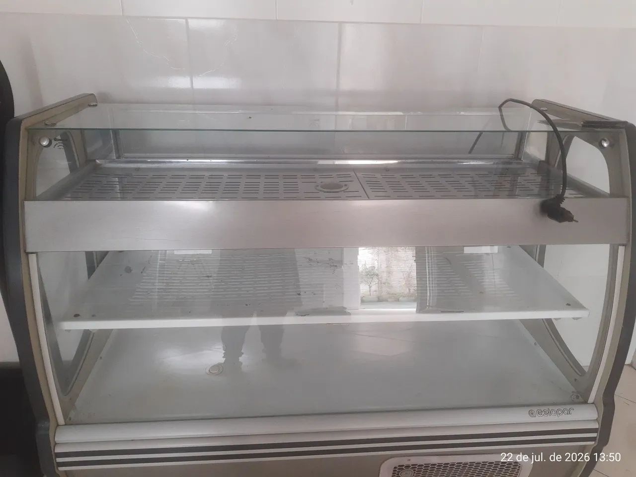 Vendo refrigerador com estufa 2 em 1 - Foto 3
