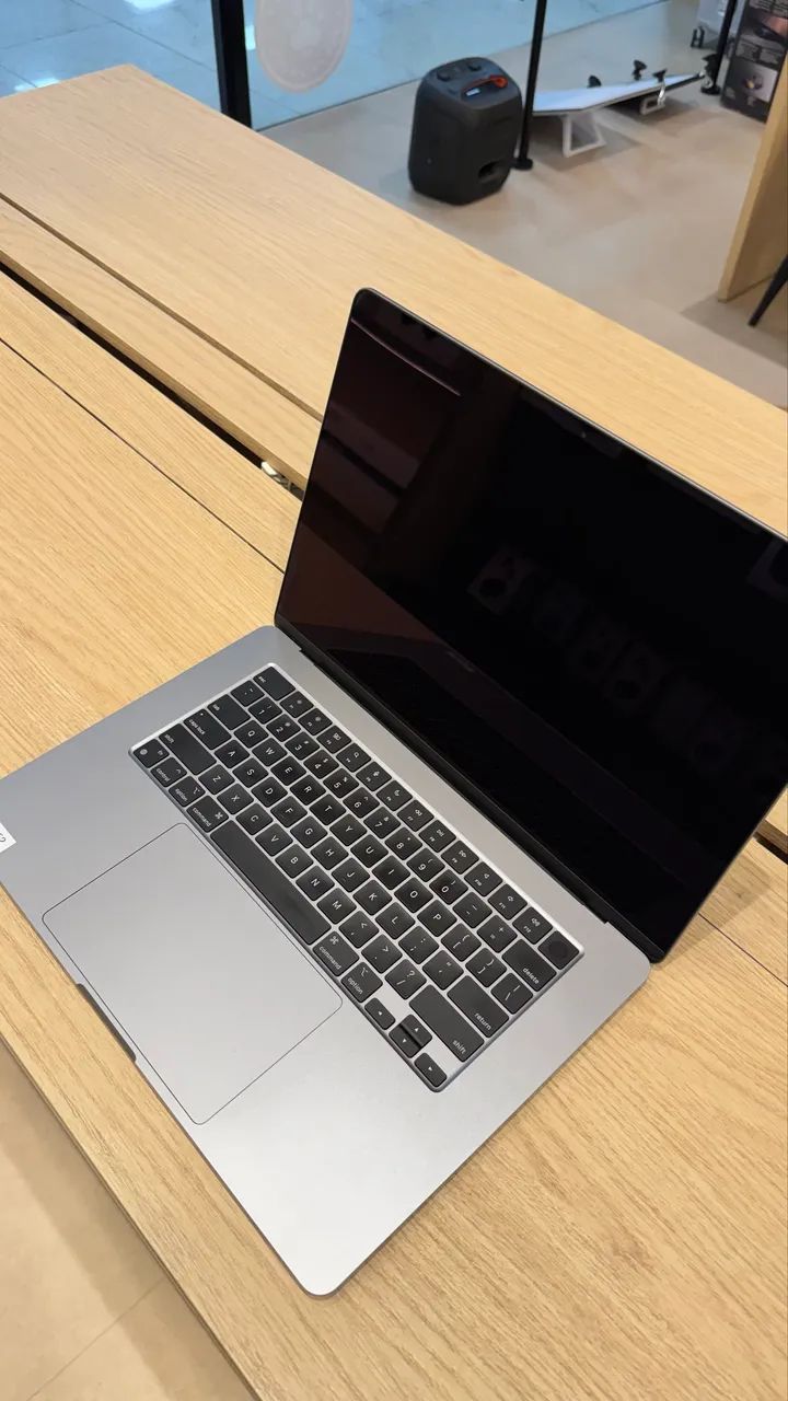 MacBook Air 2023 M2 15.3? - Cinza Espacial 