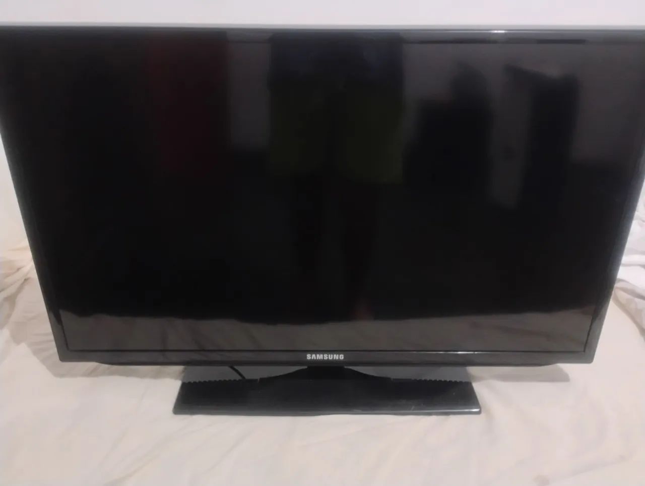 TELEVISÃO LCD 32 POLEGADAS <br>R$ 50,00