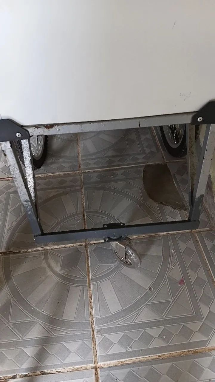 Tô Vendendo carrinho de picolé Vende-se 
