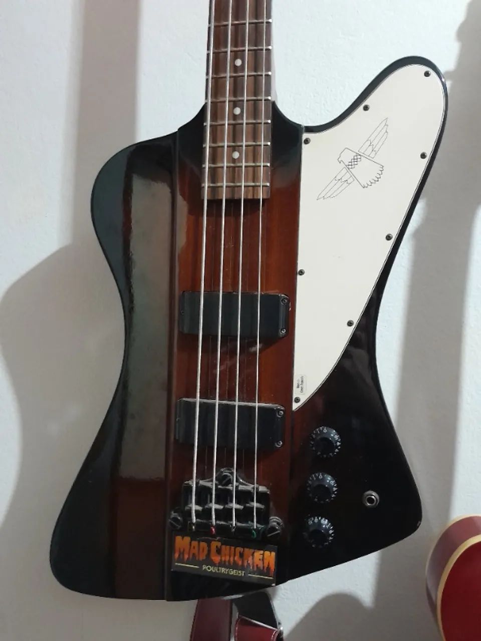 Baixo Epiphone Thunderbird IV Vintage Sunburst