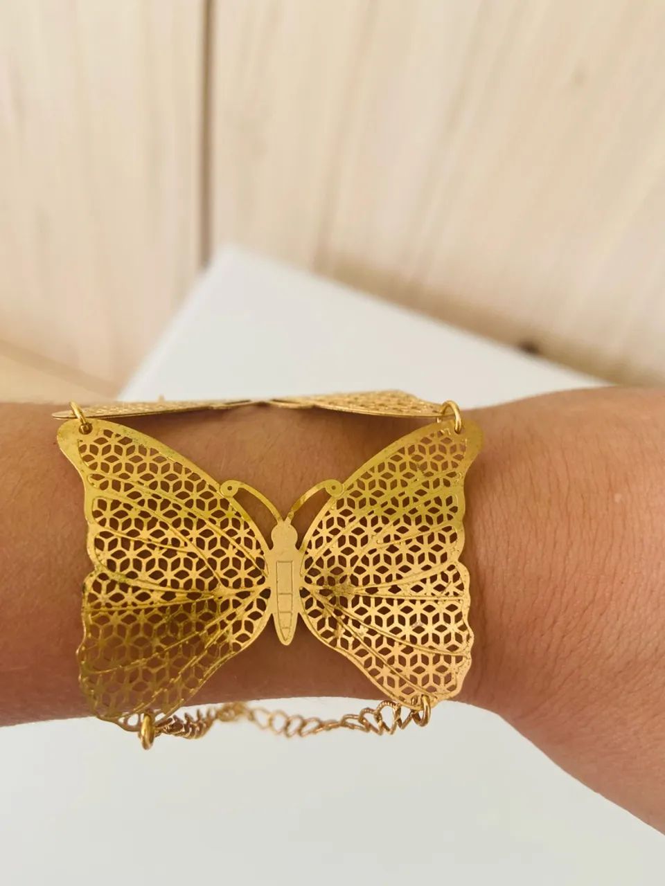Pulseira dourada borboletas ajustável - Foto 4