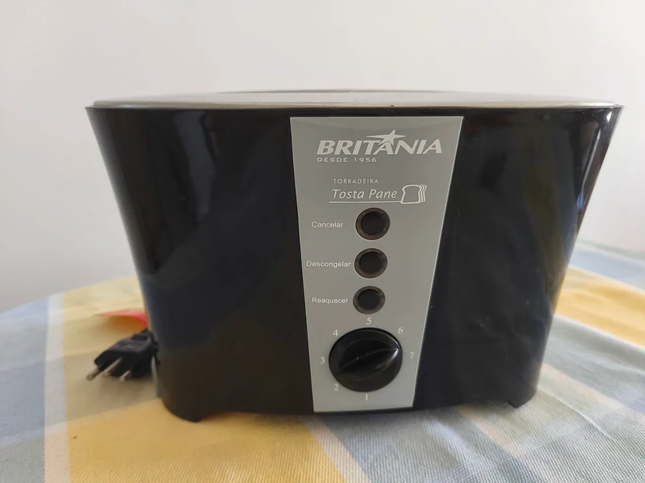 Torradeira Britânia 