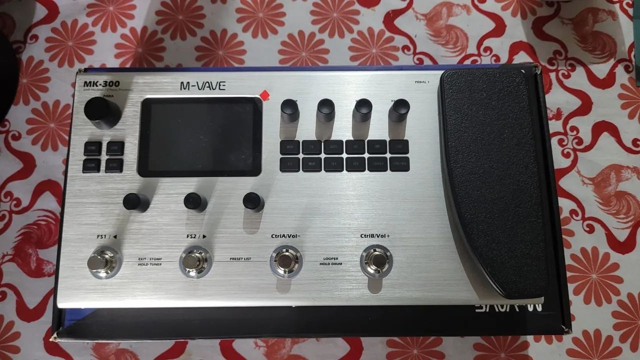 Pedaleira MK300