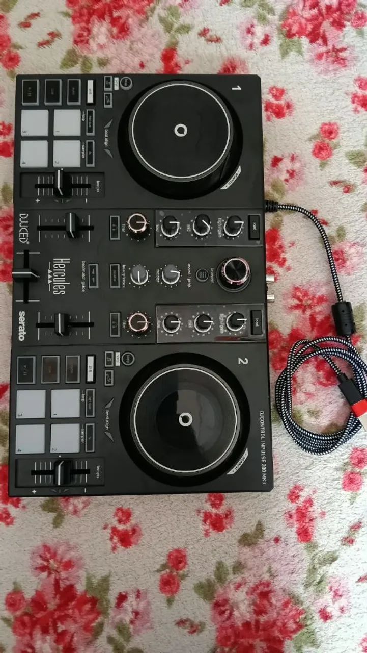 Controlador Hércules impulse 200mk2 preto  - Foto 2
