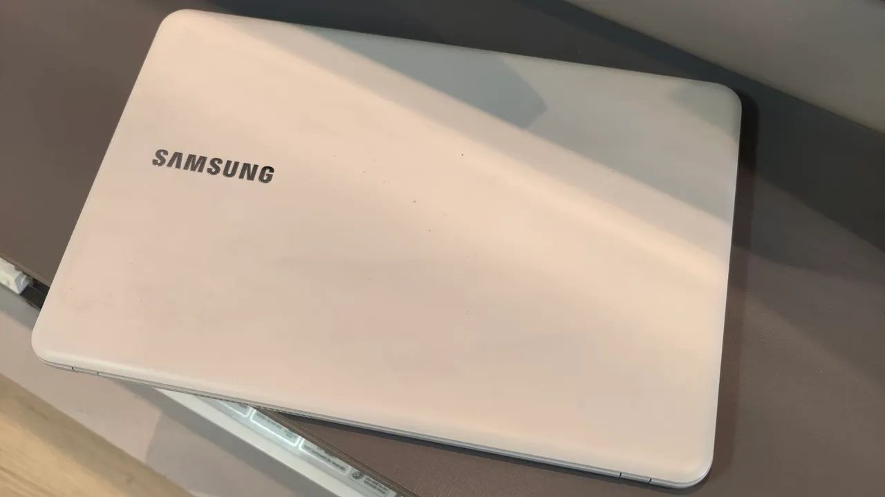 Vendo ou troco notbbook Samsung 