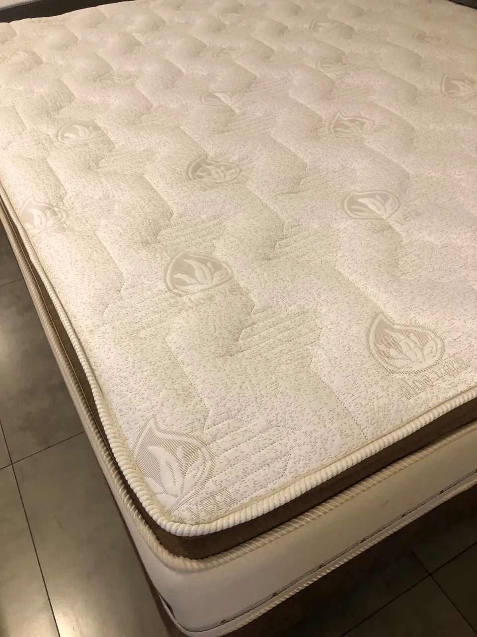 COLCHÃO KING COM PILLOW TOP  - Foto 4