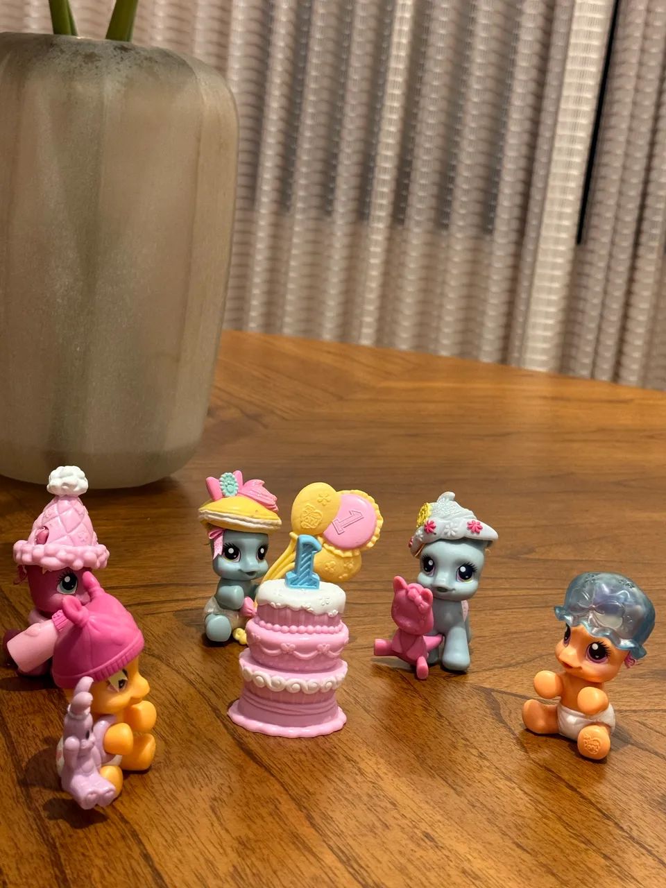 Lote de My little  pony bebê com acessórios.  - Foto 3
