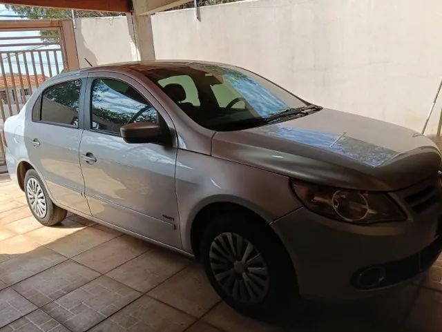 Volkswagen Voyage VOYAGE 1.0/1.0 City Mi Total Flex 8V 4p 2010